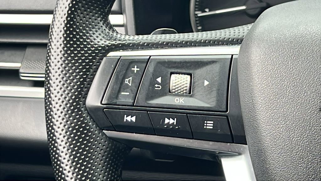 Used 2024 Mitsubishi Outlander SE image 29