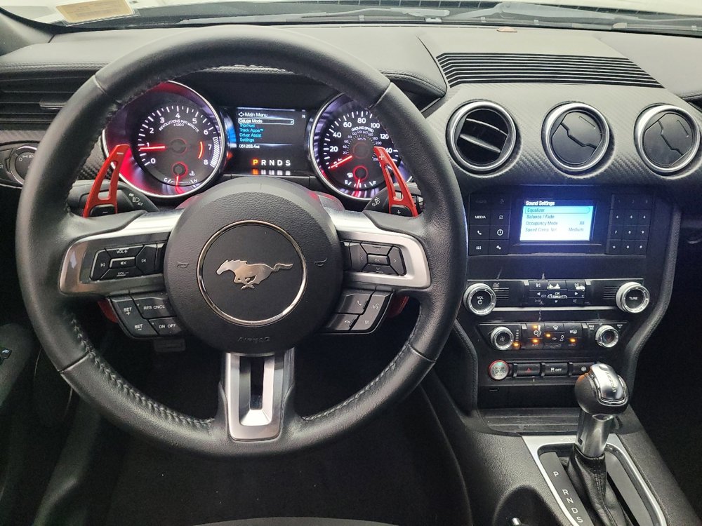 Used 2019 Ford Mustang EcoBoost image 22