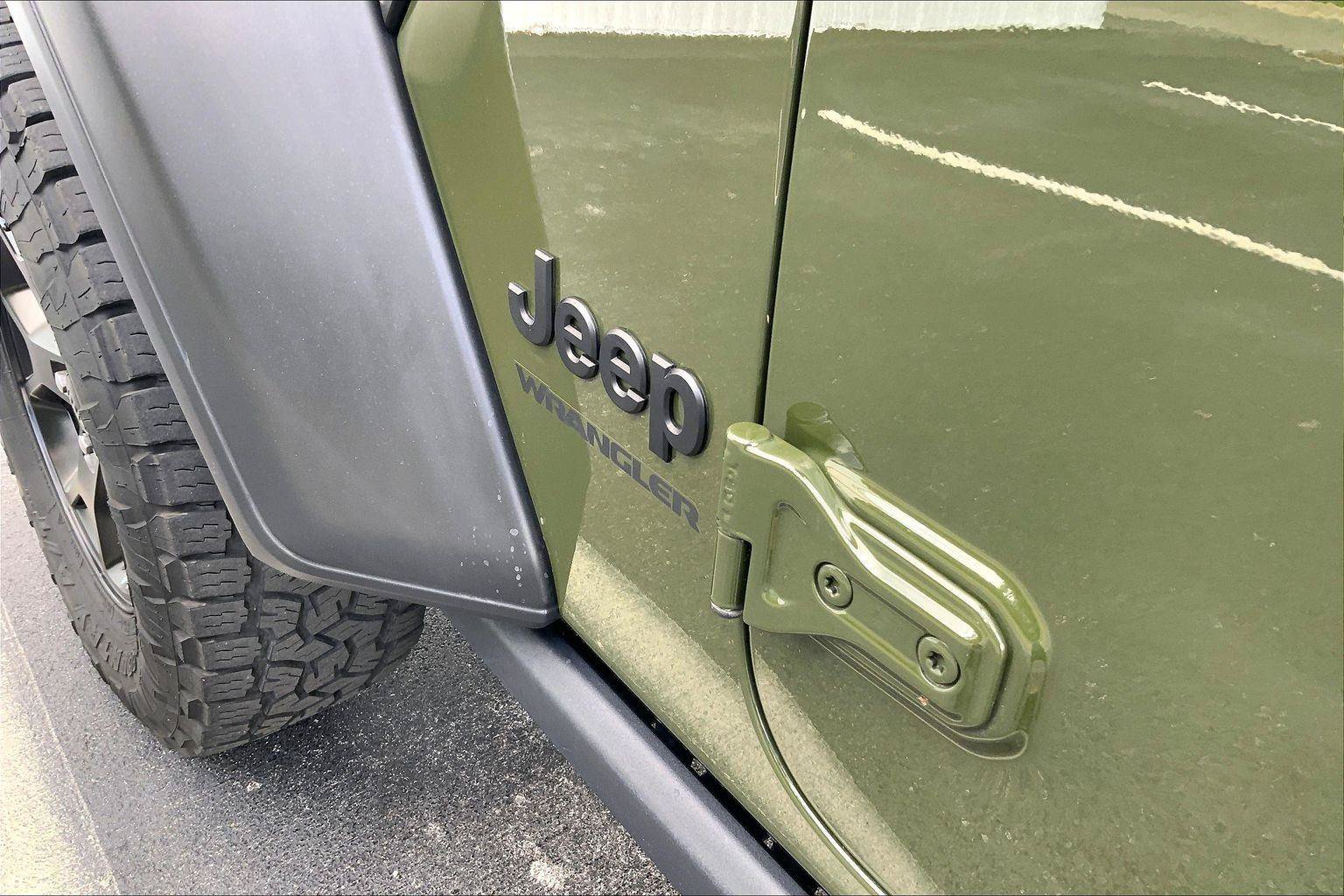 Used 2022 Jeep Wrangler Sport AWD/4WD image 23