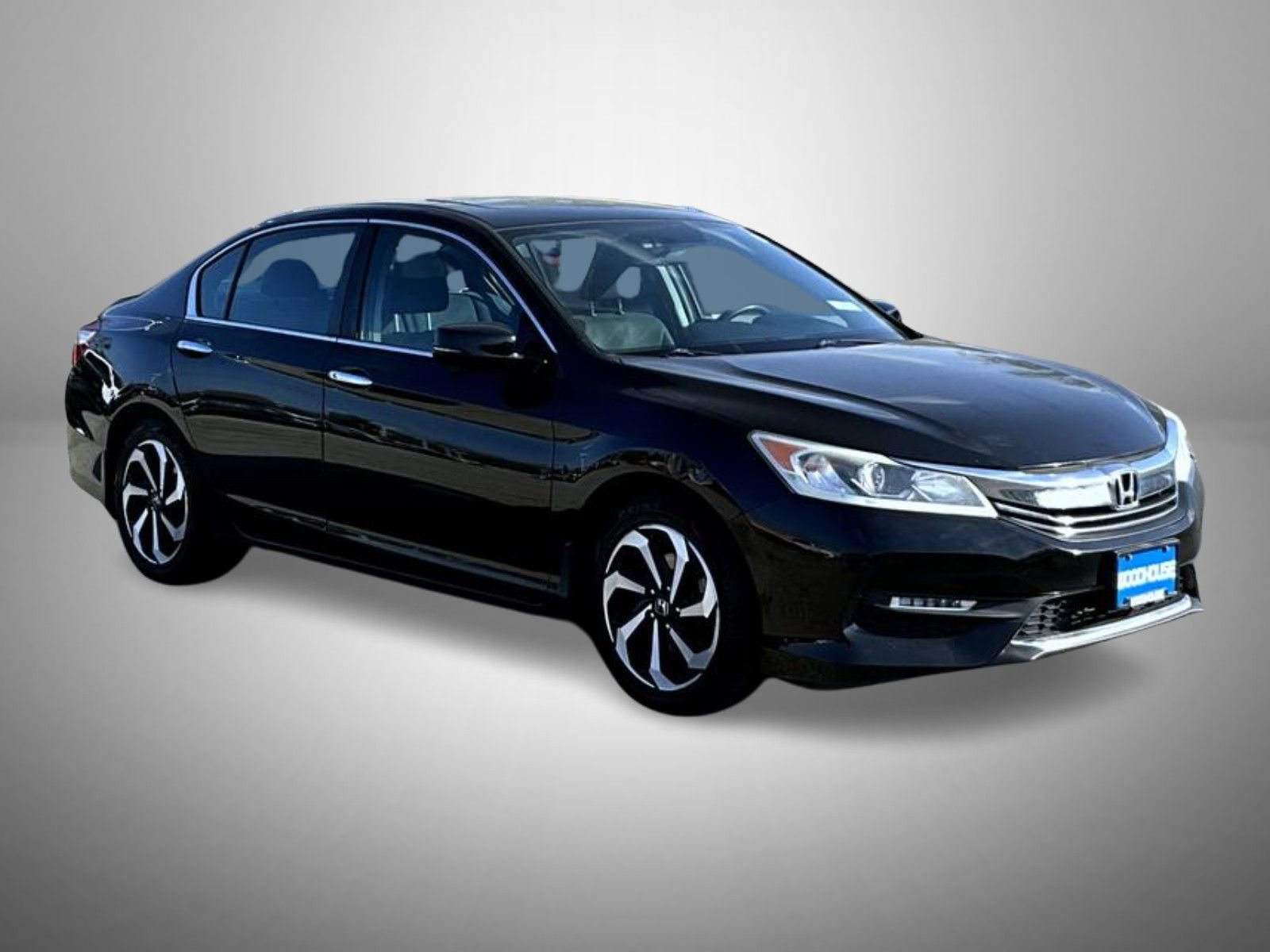 Used 2016 Honda Accord EX image 3
