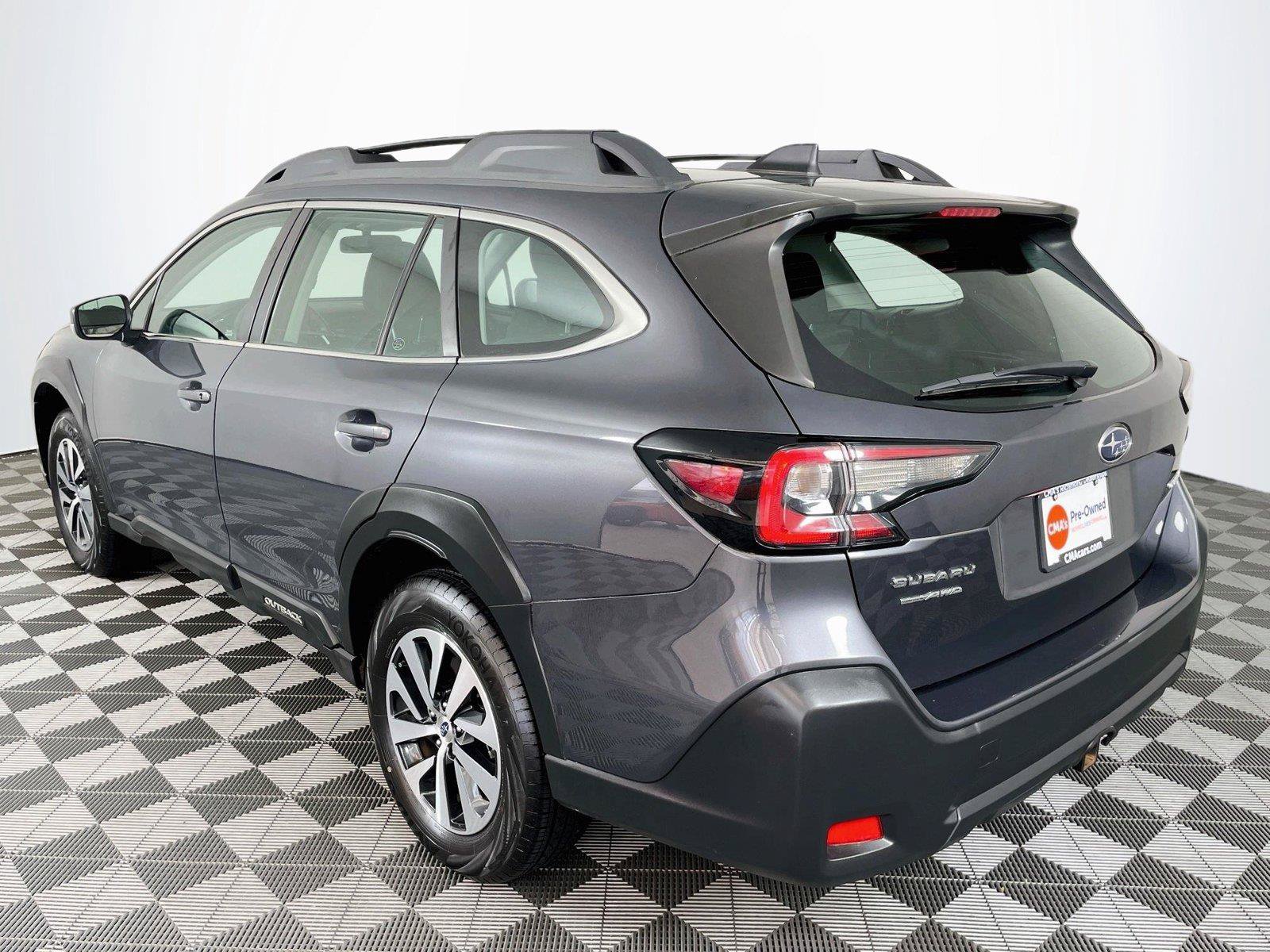 Certified 2024 Subaru Outback AWD/4WD image 7