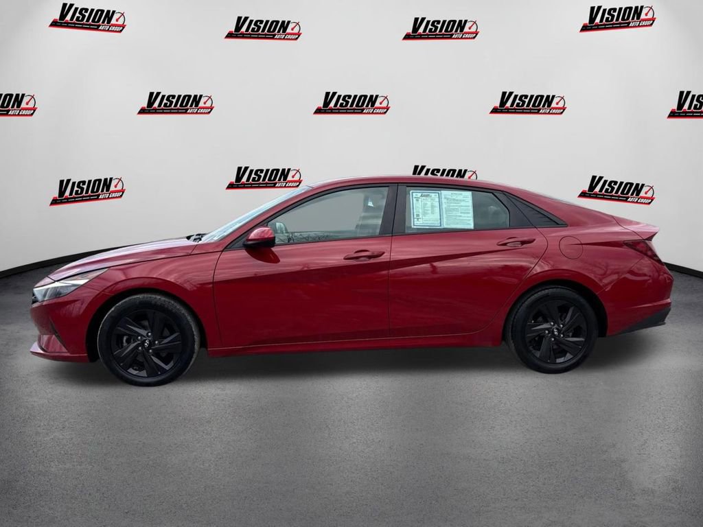 Used 2021 Hyundai Elantra SEL image 8