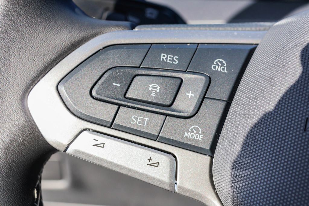 New 2025 Volkswagen Tiguan S image 25