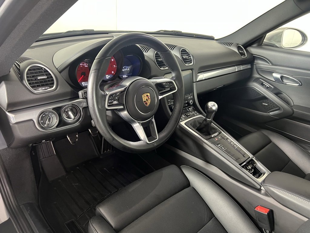 Certified 2022 Porsche 718 Cayman S image 4
