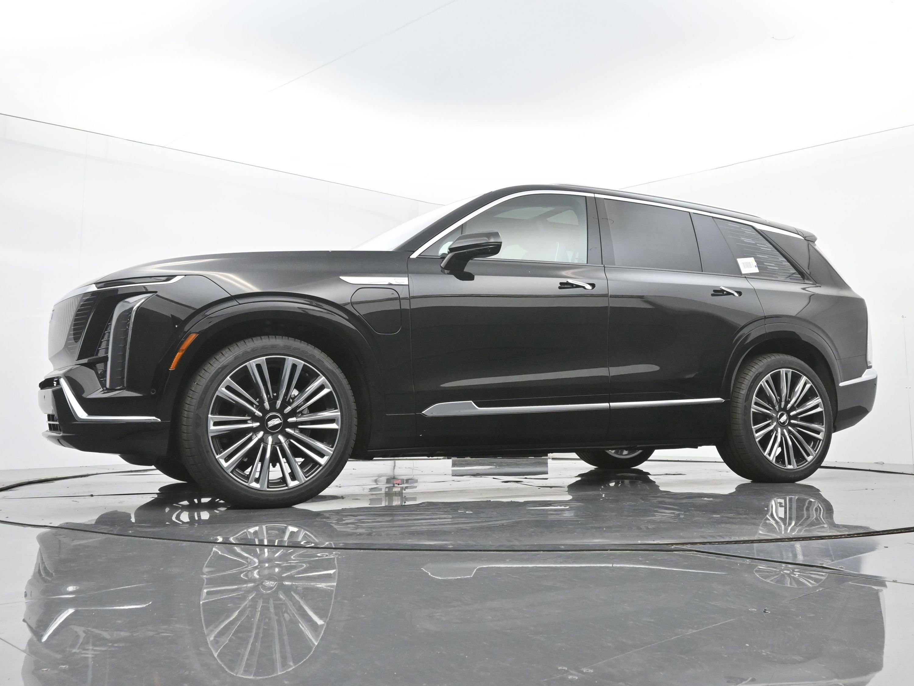 New 2026 Cadillac Vistiq Premium Luxury w/ LPO, Floor Liner Package image 16