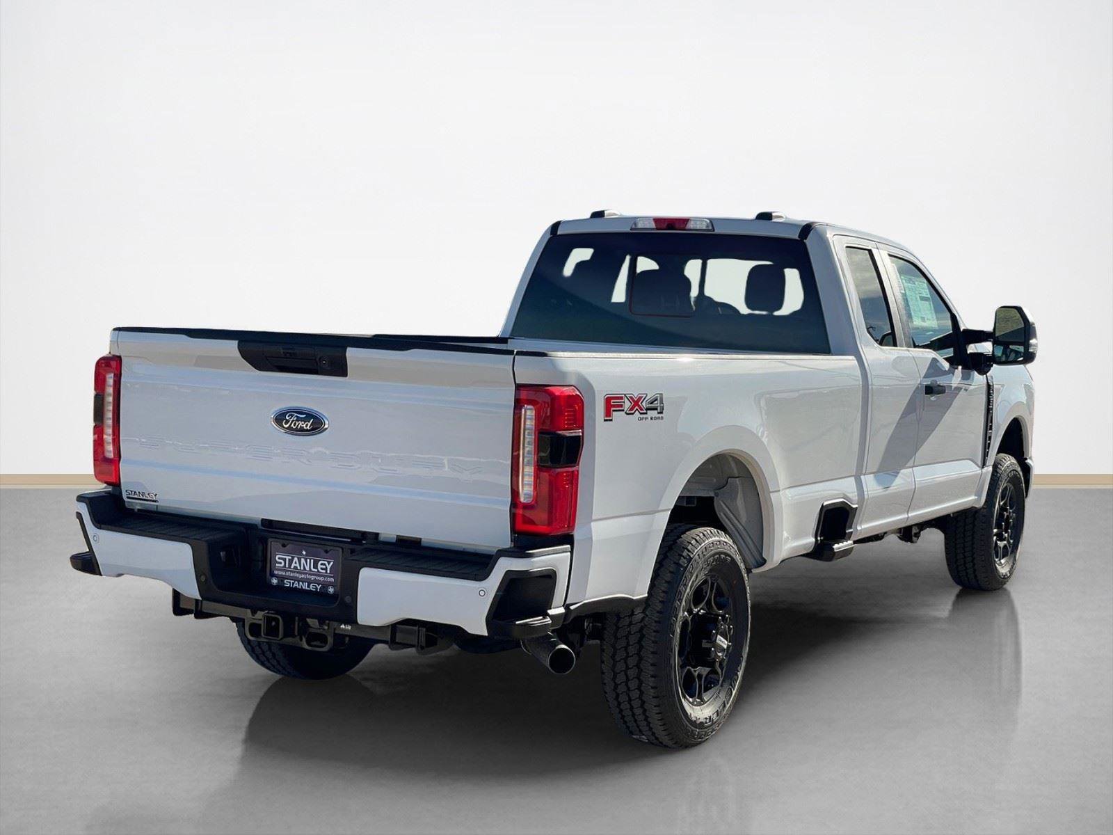 New 2026 Ford F350 XL w/ STX Appearance Package AWD/4WD image 8