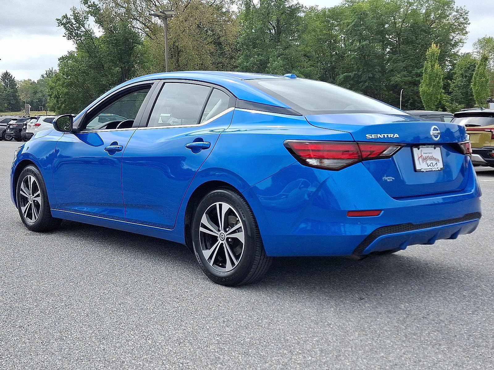 Used 2022 Nissan Sentra SV image 4
