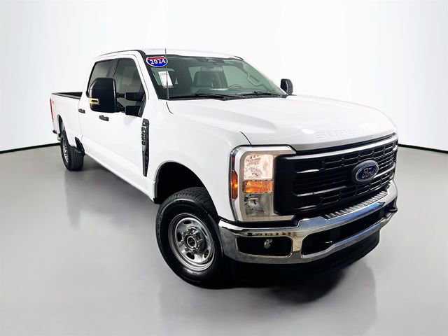 Used 2024 Ford F250 XL w/ XL Chrome Package AWD/4WD image 2