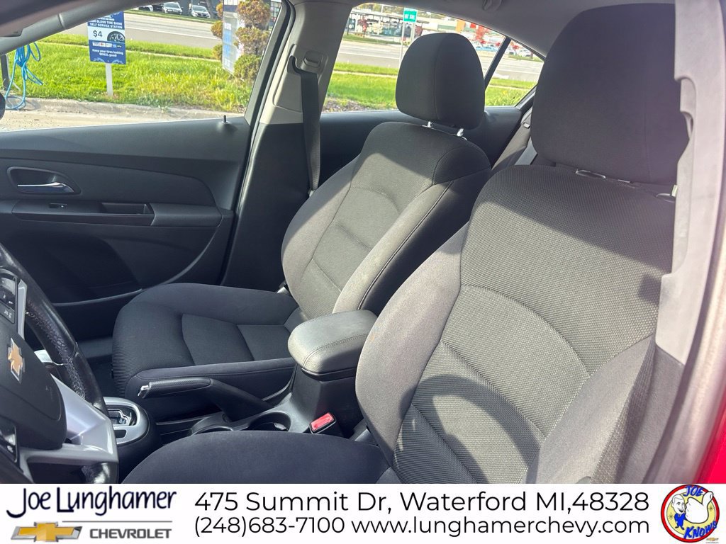 Used 2014 Chevrolet Cruze LT FWD image 13