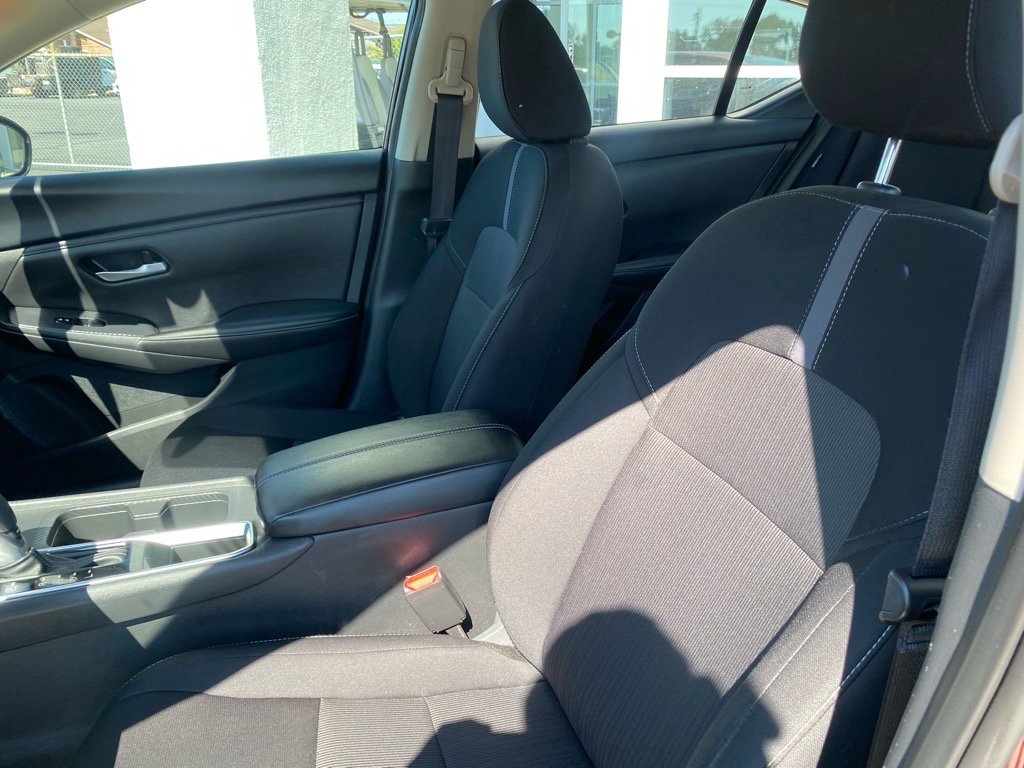 Used 2024 Nissan Sentra SV image 17