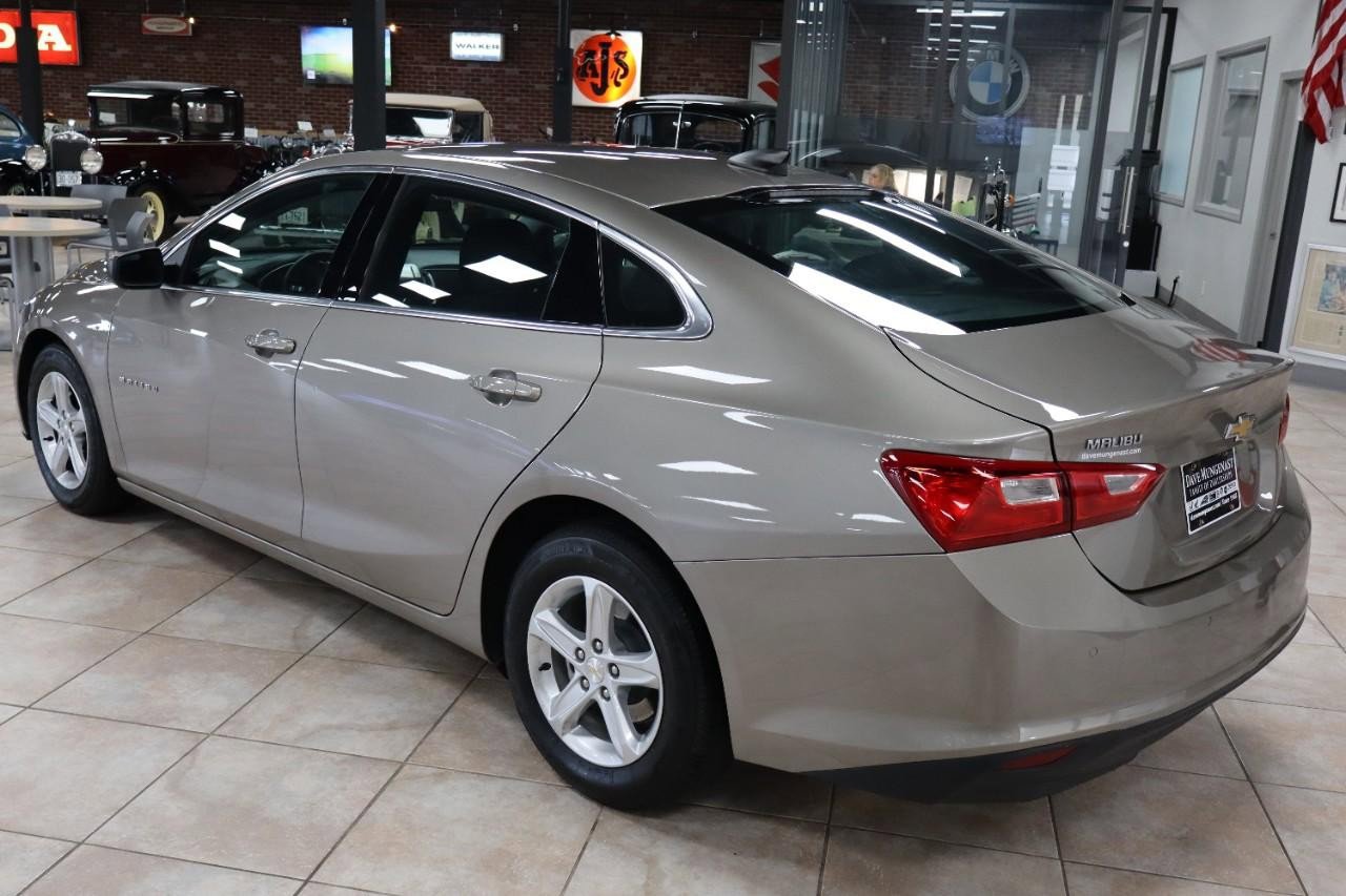 Used 2025 Chevrolet Malibu LS image 3