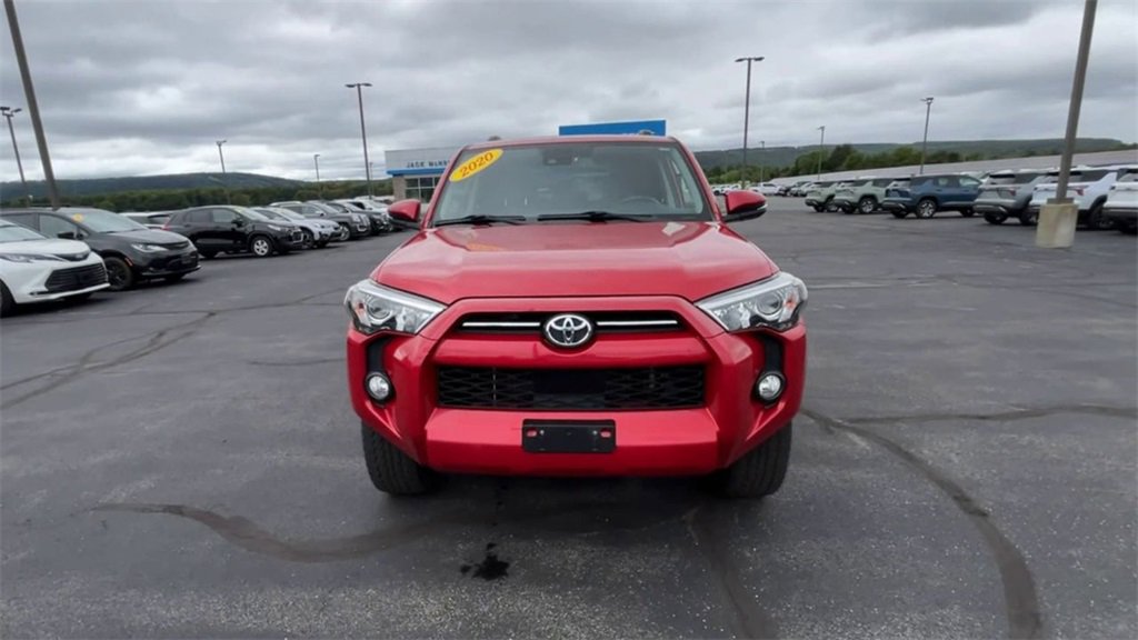 Used 2020 Toyota 4Runner SR5 Premium image 3