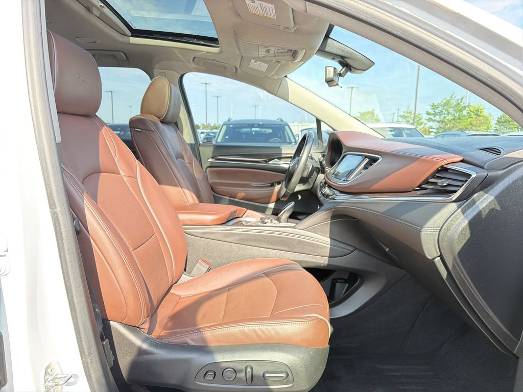 Used 2020 Buick Enclave Avenir w/ Avenir Technology Package FWD image 20