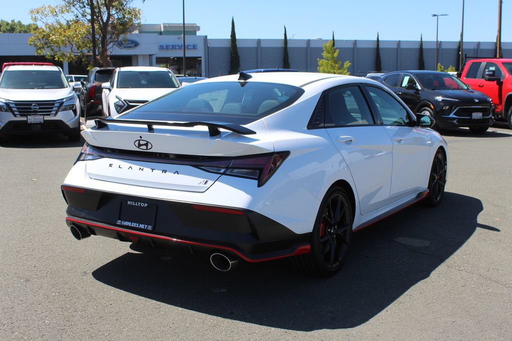 New 2026 Hyundai Elantra N FWD image 7