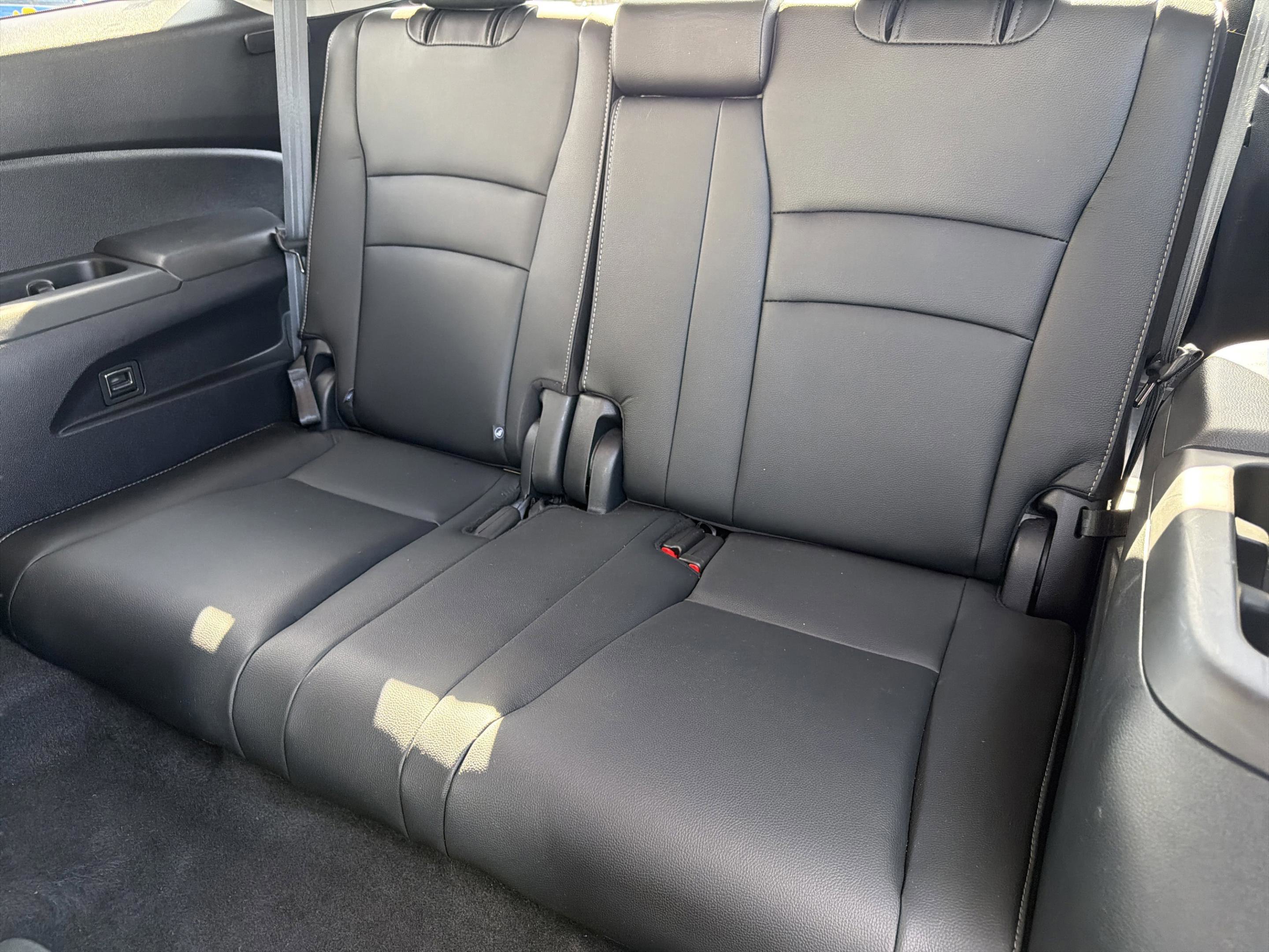 Certified 2020 Honda Pilot Touring image 27