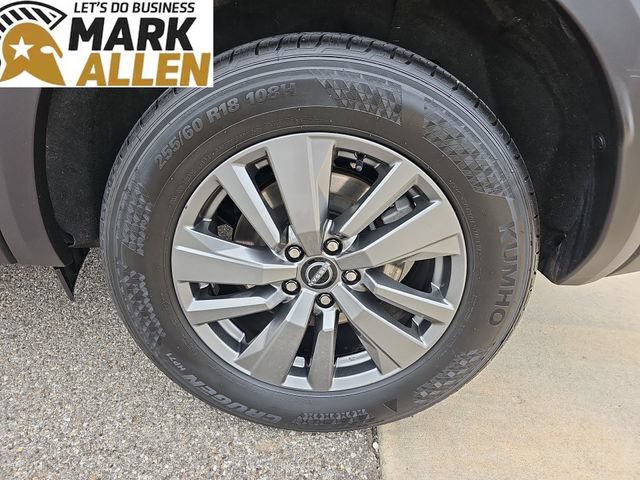 Used 2025 Nissan Pathfinder SV FWD image 32
