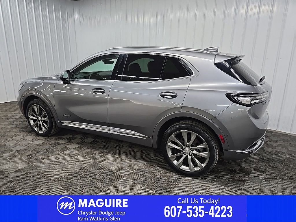 Used 2021 Buick Envision Avenir w/ Technology Package II FWD image 5