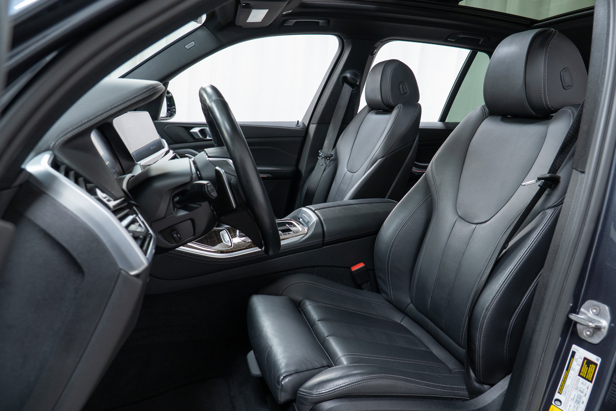 Used 2020 BMW X5 xDrive40i w/ Convenience Package image 13