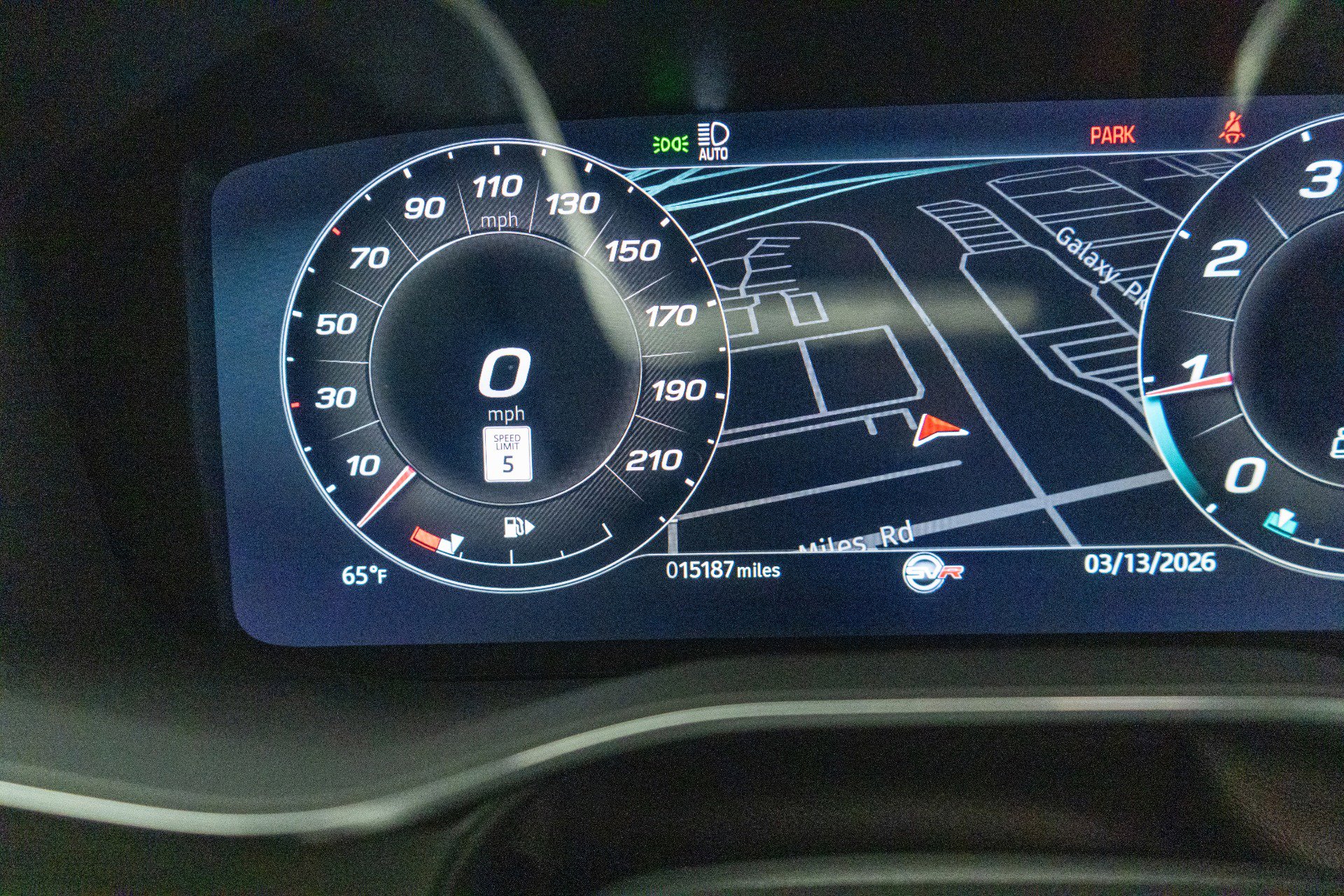 Used 2023 Jaguar F-PACE SVR image 22