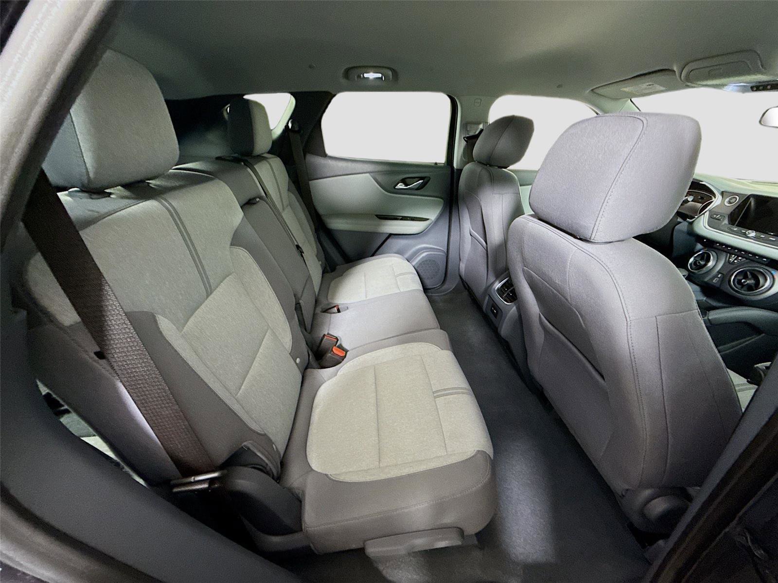 Used 2022 Chevrolet Blazer LT image 19