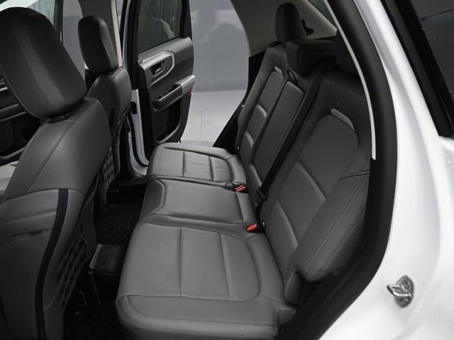 Used 2025 Ford Bronco Sport Badlands image 11