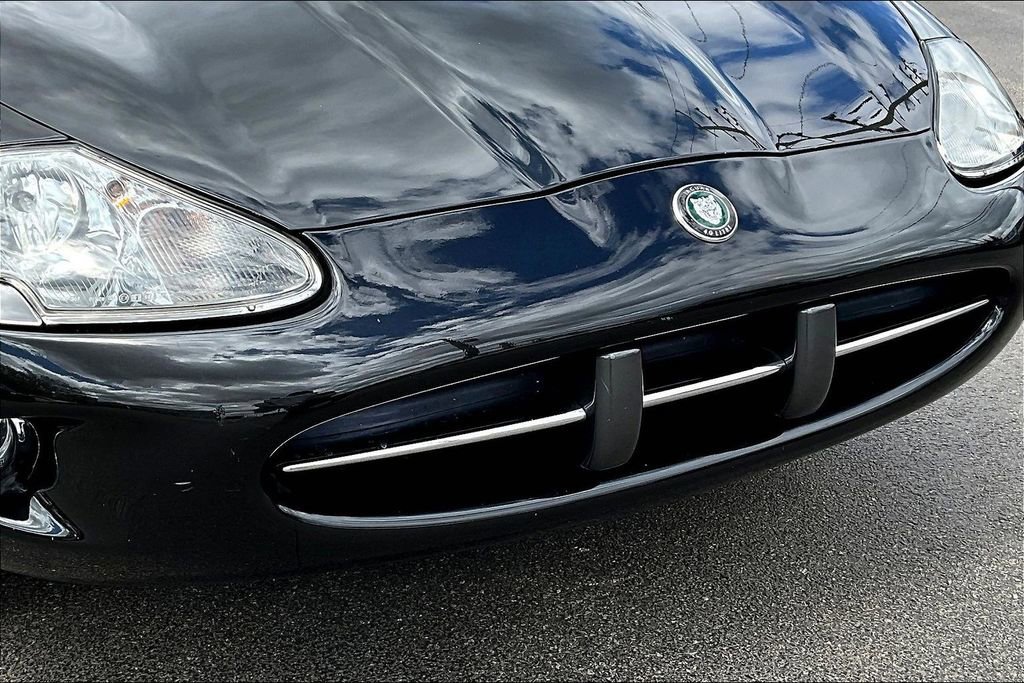 Used 1998 Jaguar XK8 Convertible RWD image 30