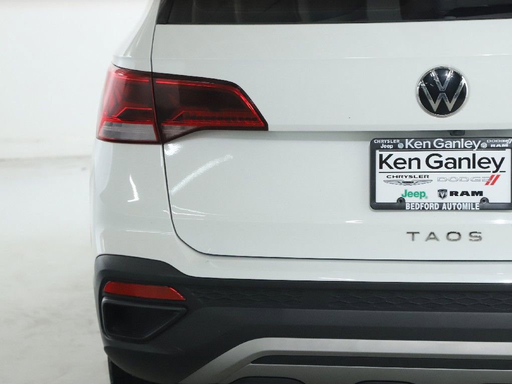 Used 2022 Volkswagen Taos S image 42