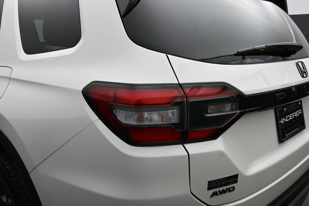 Certified 2025 Honda Pilot TrailSport image 45