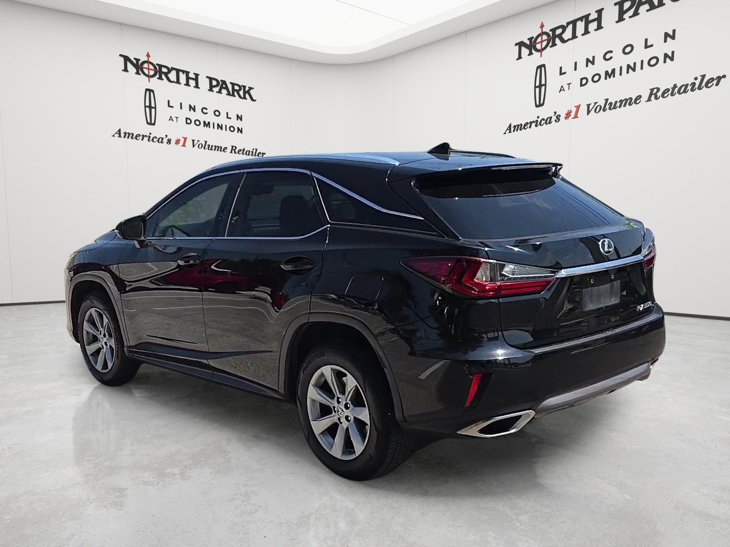 Used 2016 Lexus RX 350 FWD w/ Premium Package image 4