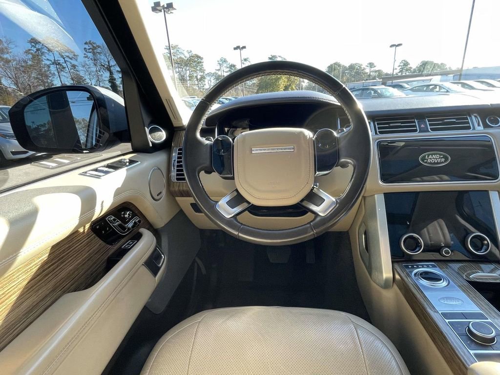 Used 2019 Land Rover Range Rover HSE image 13