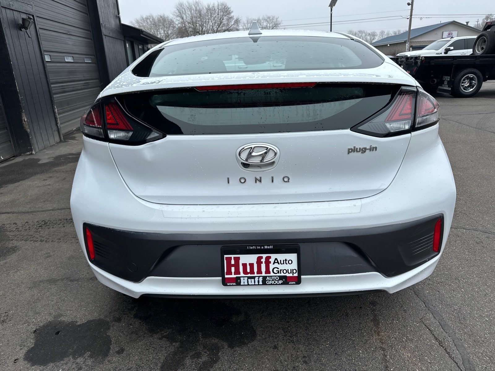 Used 2021 Hyundai Ioniq SEL FWD image 4