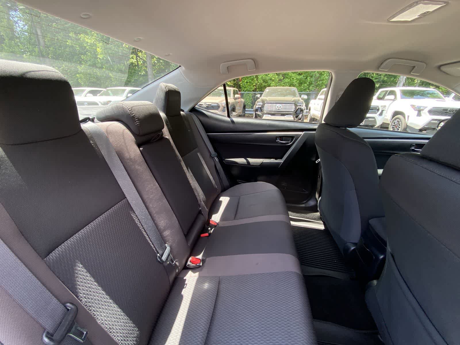Used 2017 Toyota Corolla LE FWD image 23