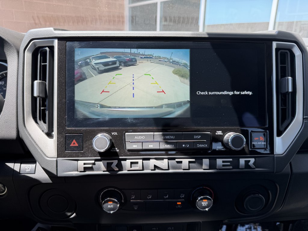 Used 2025 Nissan Frontier SV RWD image 24