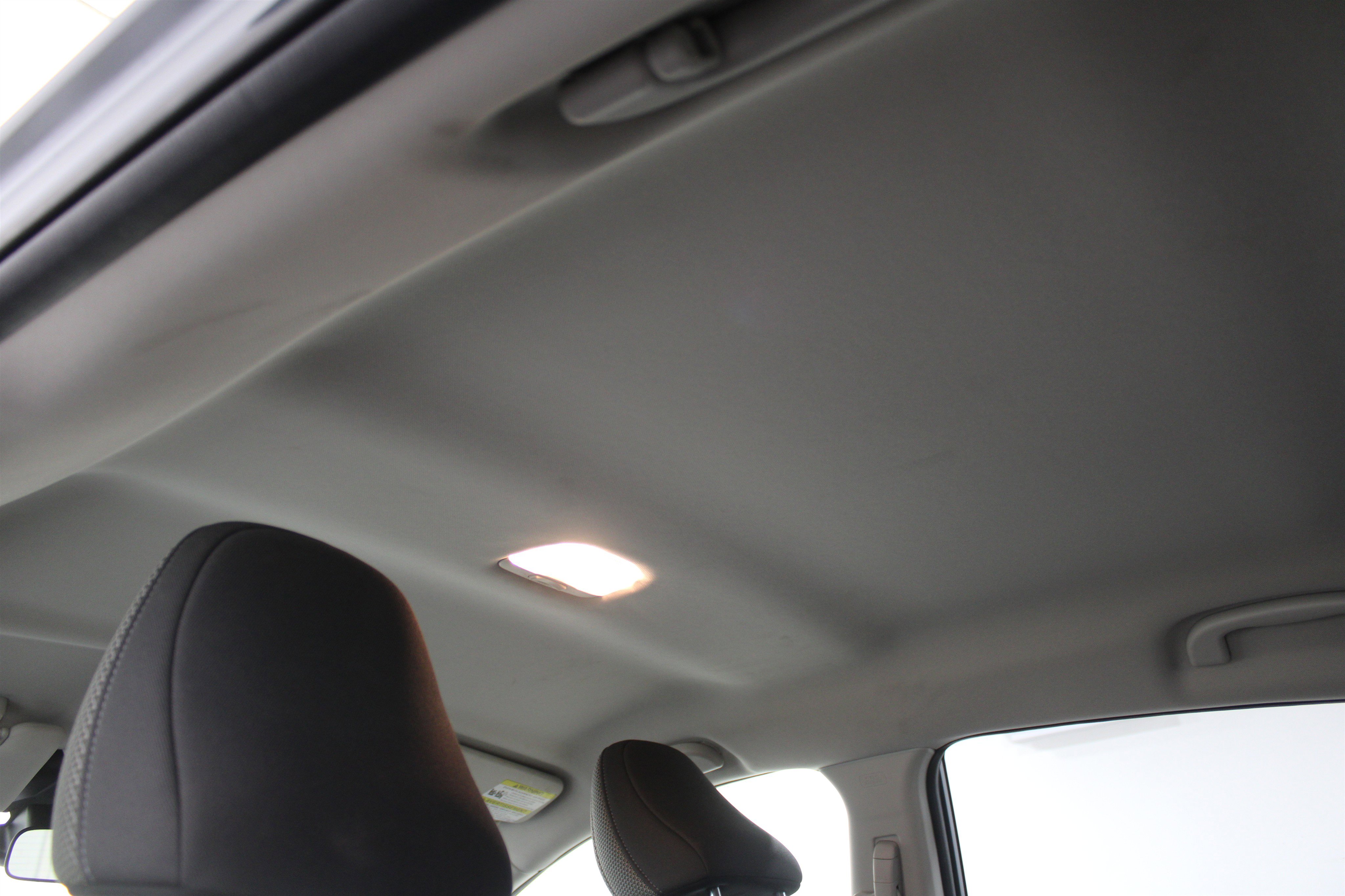 Used 2024 Subaru Crosstrek 2.0i Premium image 19