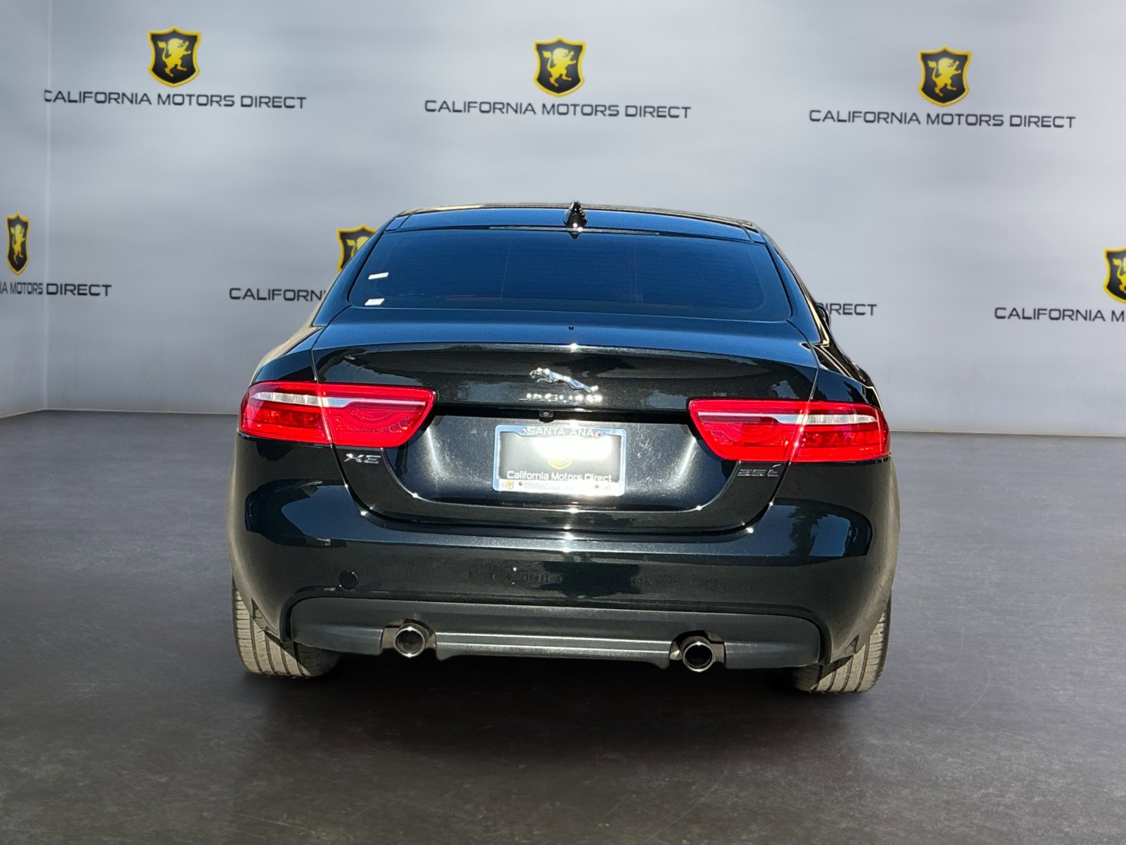 Used 2017 Jaguar XE Prestige image 6