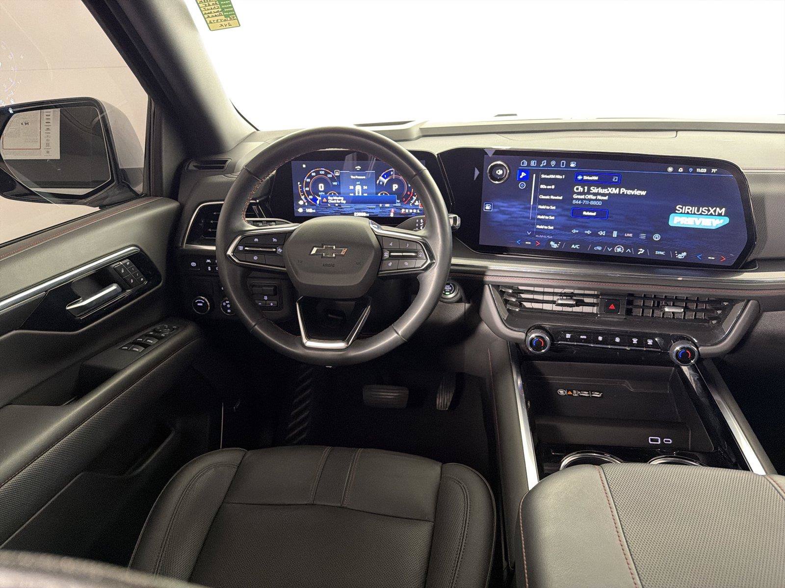 Used 2025 Chevrolet Suburban RST w/ Comfort Package RWD image 23
