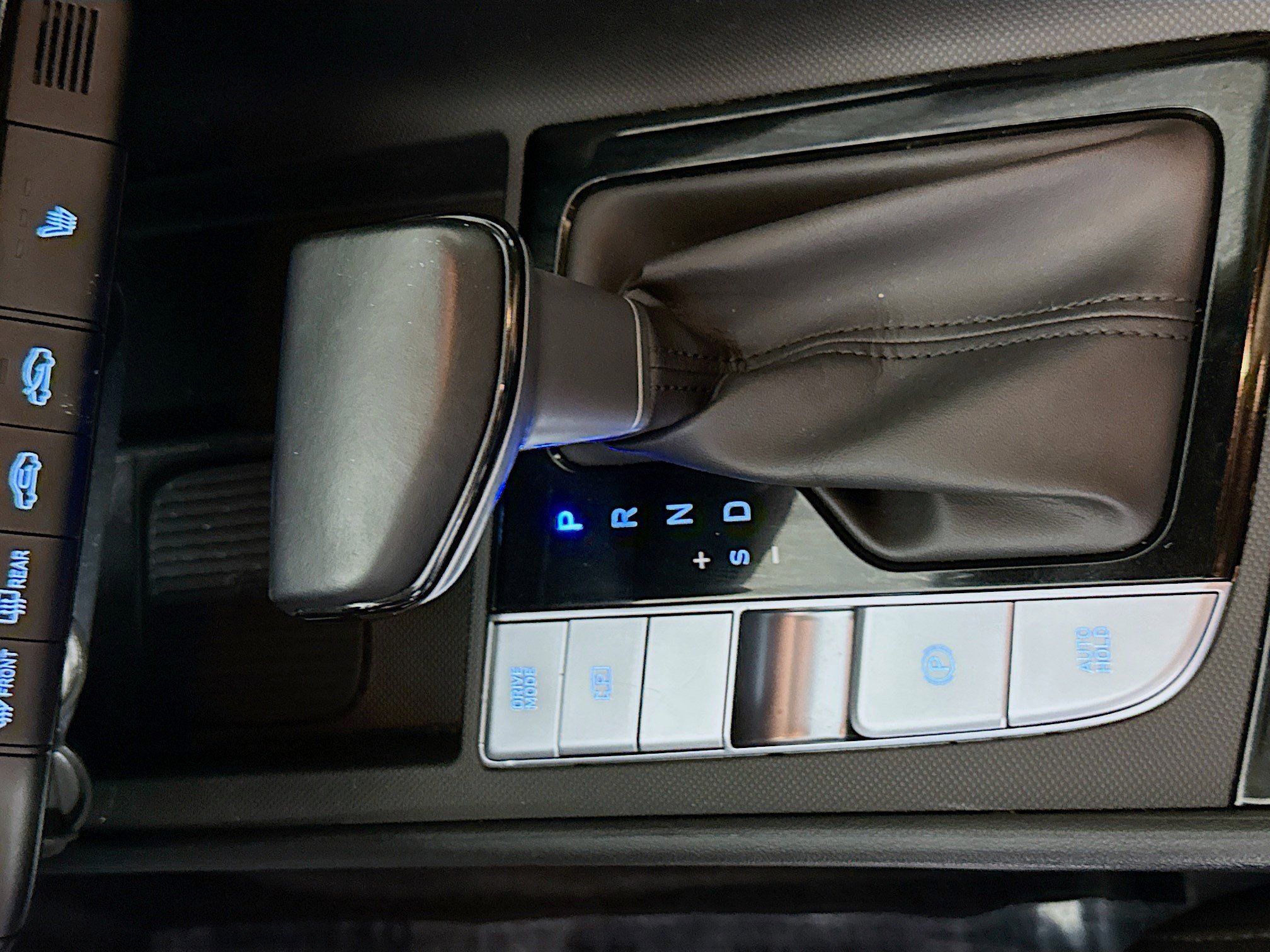 Used 2024 Hyundai Elantra SEL w/ Convenience Package image 20