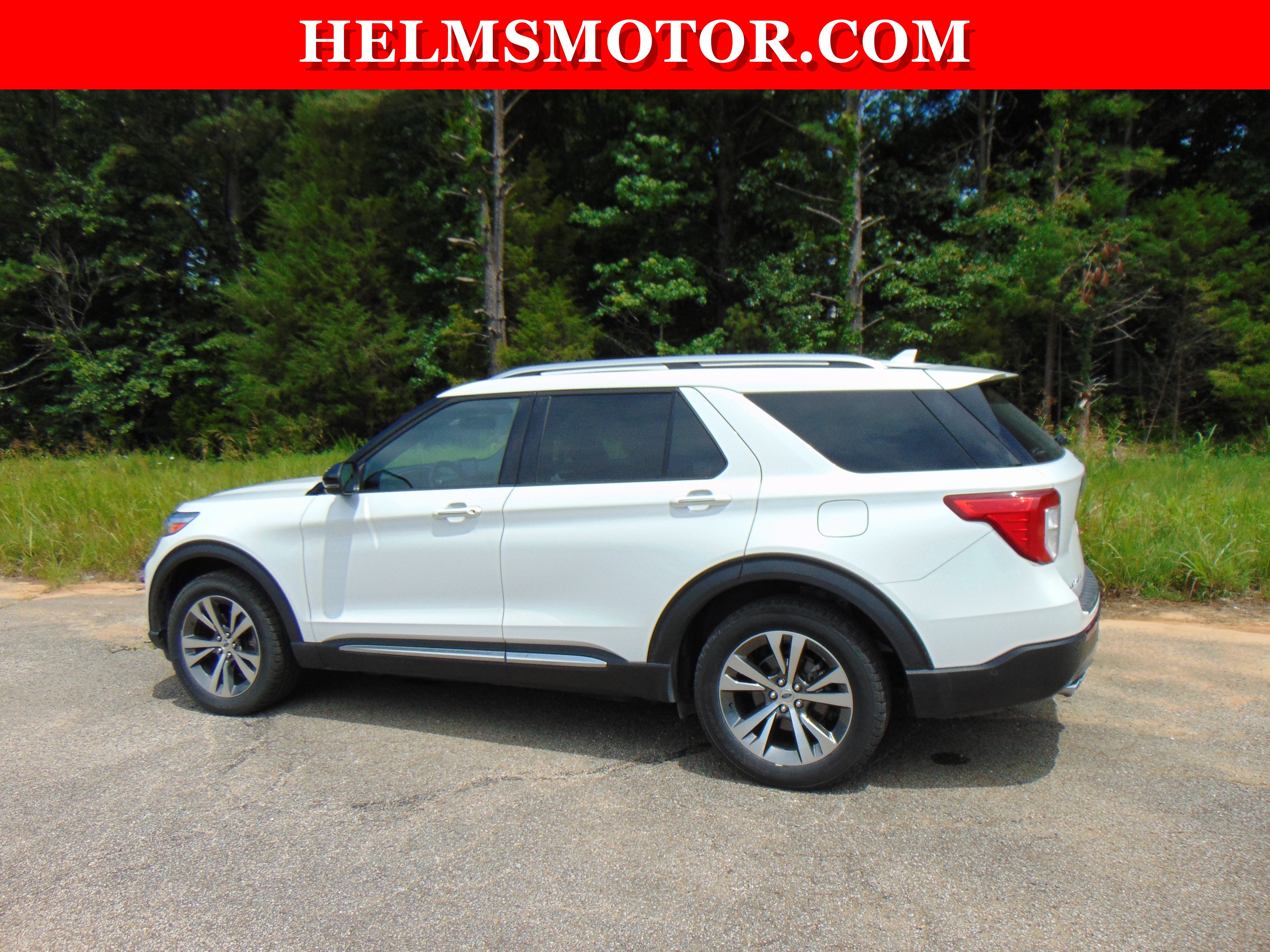 Used 2020 Ford Explorer Platinum w/ Premium Technology Package AWD/4WD image 10