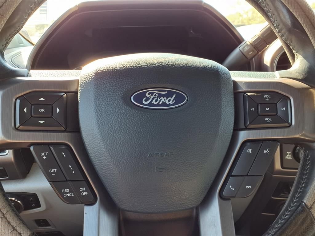 Used 2022 Ford F350 Limited image 17