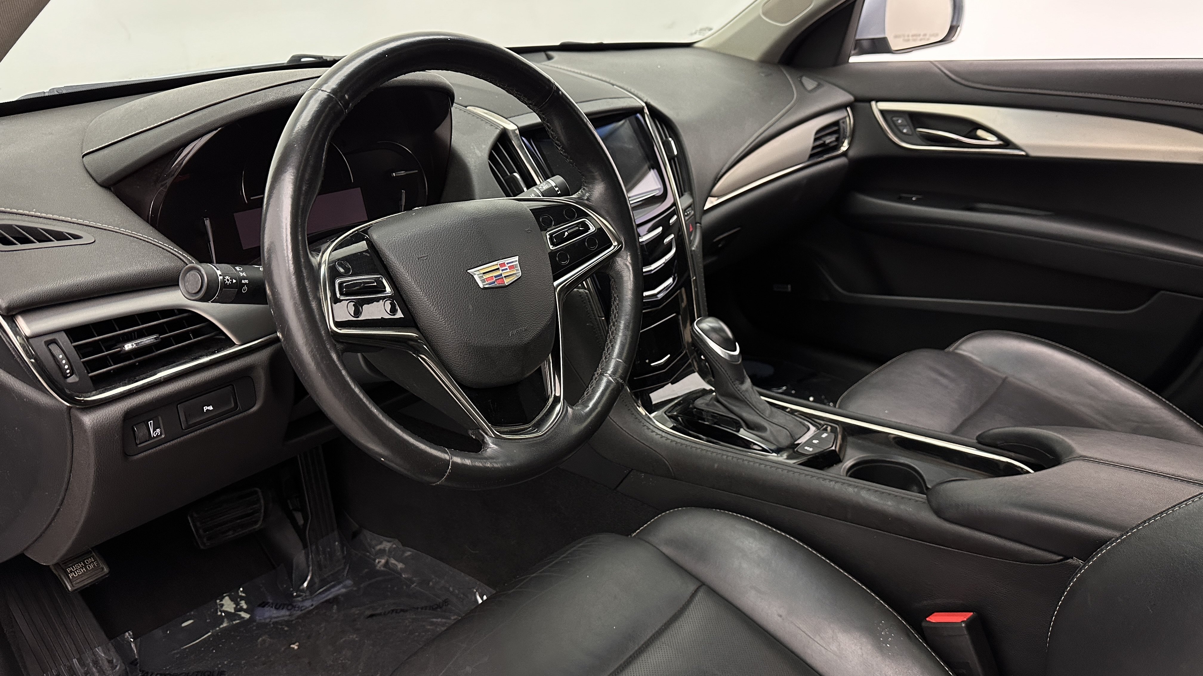 Used 2017 Cadillac ATS Luxury RWD image 10