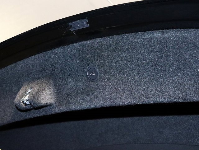 Used 2023 Tesla Model S Plaid image 29