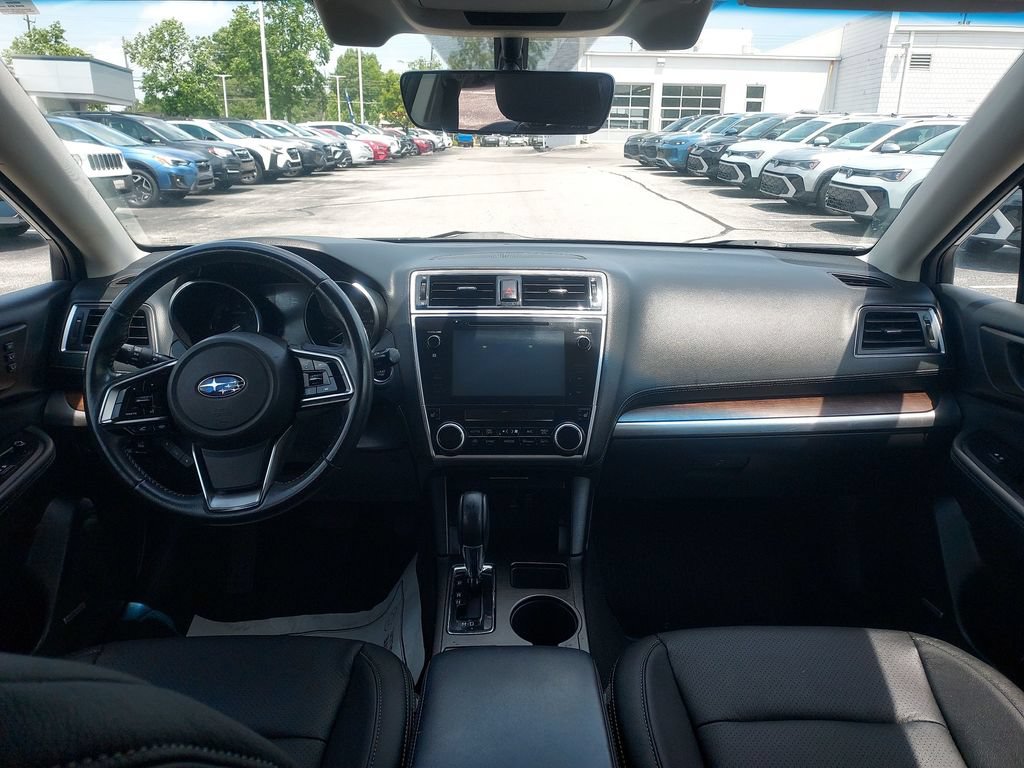 Used 2018 Subaru Outback 2.5i Limited AWD/4WD image 9
