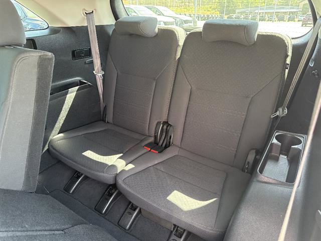 Used 2020 Kia Sorento LX image 16