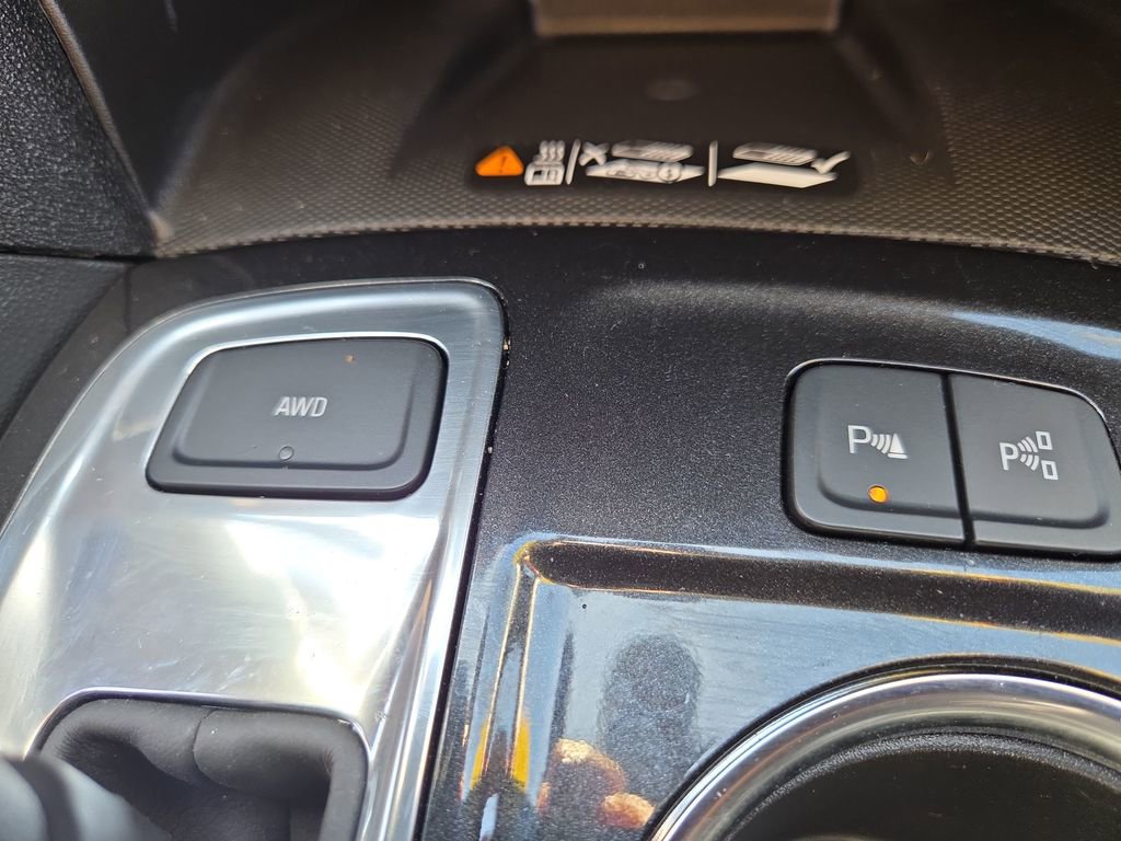 Certified 2024 Chevrolet Equinox Premier image 22