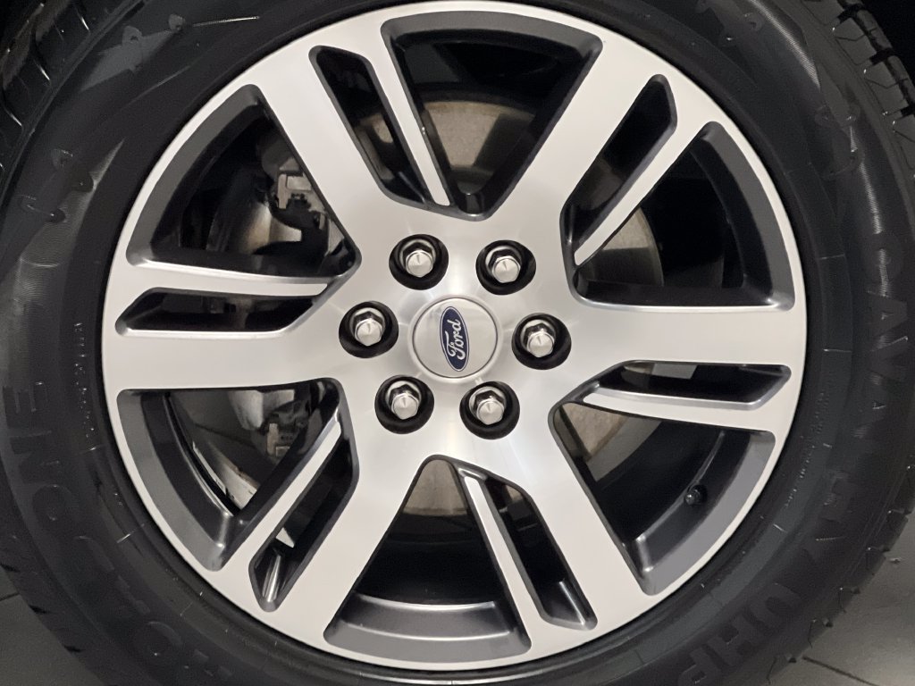Used 2023 Ford Expedition Limited AWD/4WD image 86