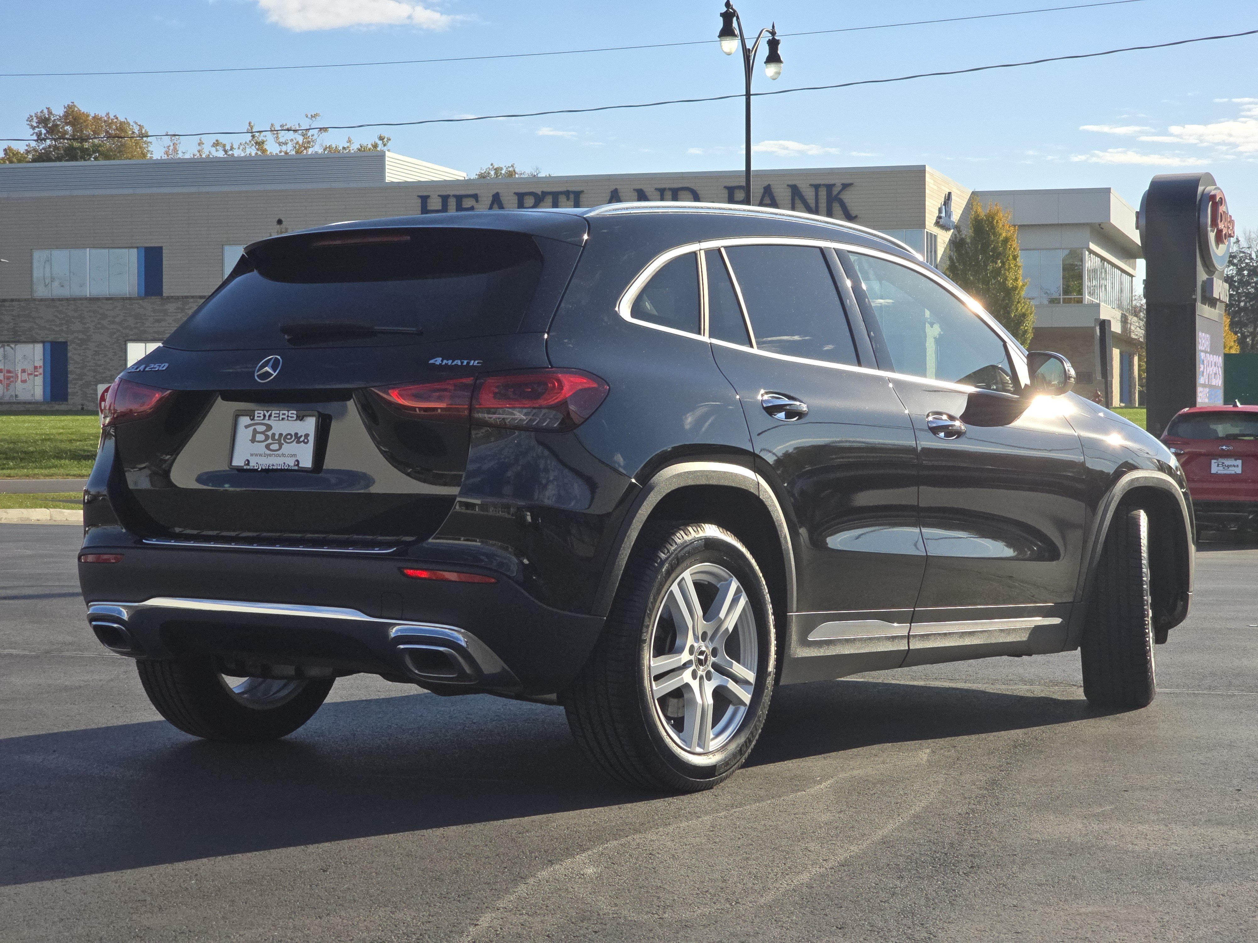 Used 2021 Mercedes-Benz GLA 250 4MATIC image 7