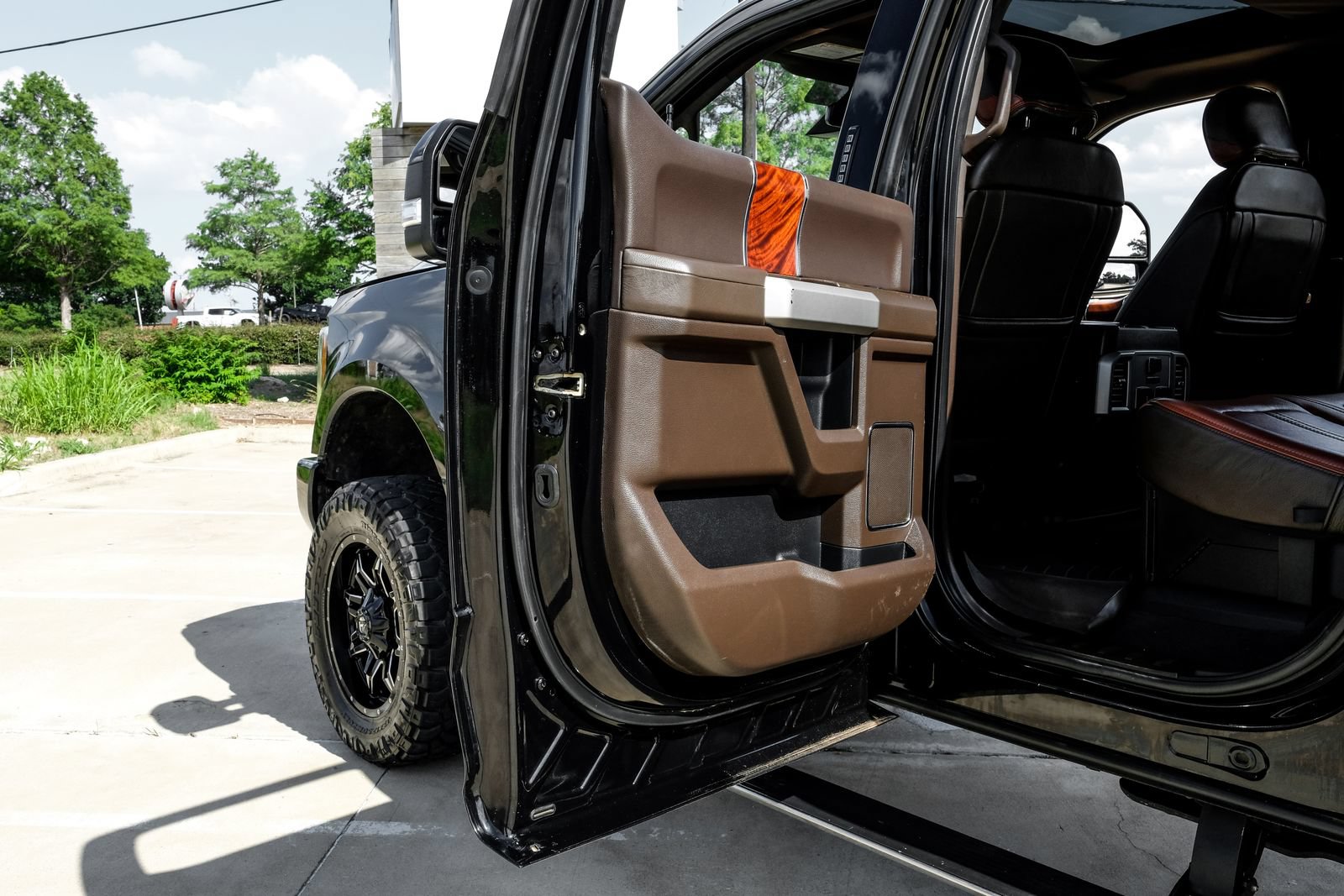 Used 2019 Ford F250 King Ranch w/ King Ranch Ultimate Package AWD/4WD image 50
