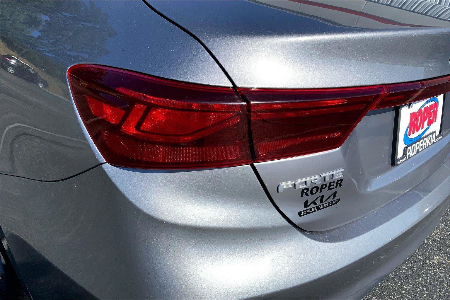 Used 2024 Kia Forte LXS FWD image 26