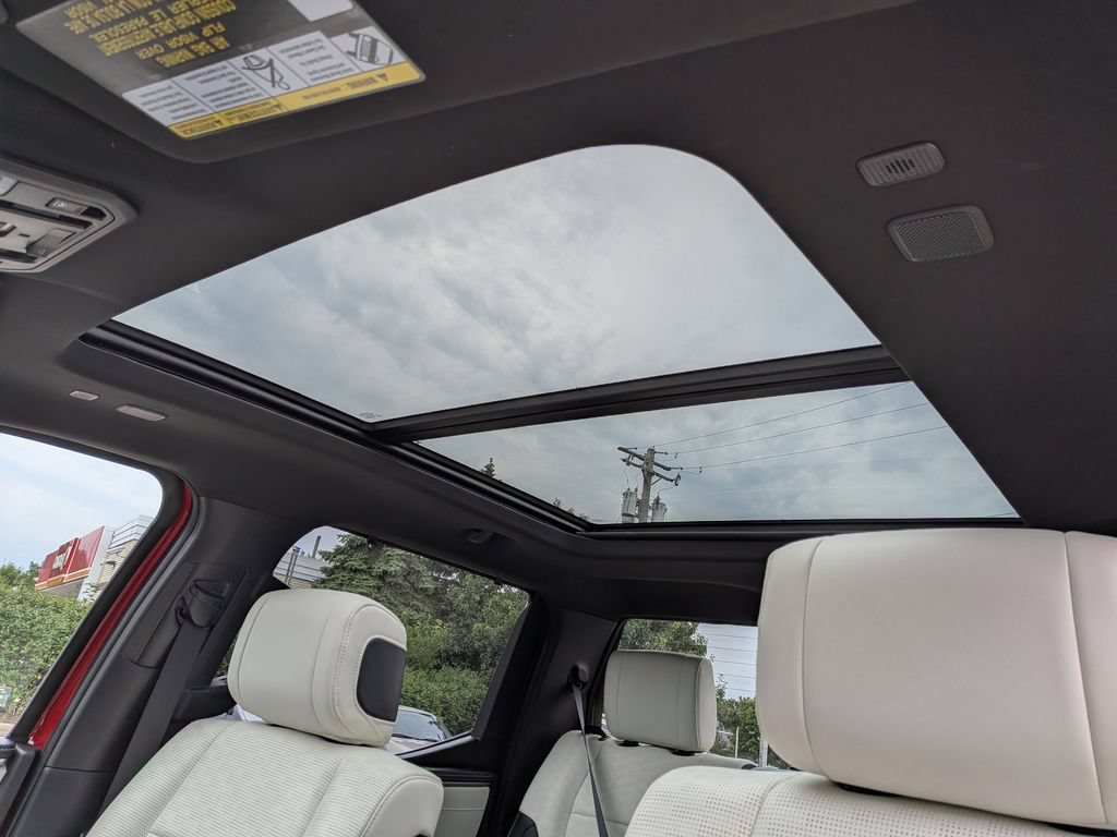 Used 2023 Toyota Tundra Capstone AWD/4WD image 11
