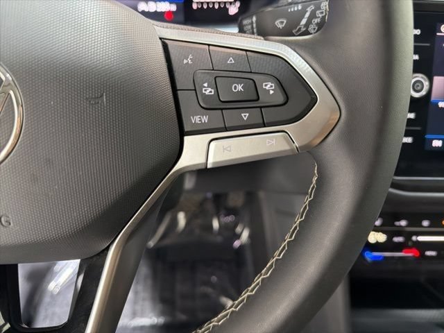 Certified 2022 Volkswagen Tiguan SE FWD image 18